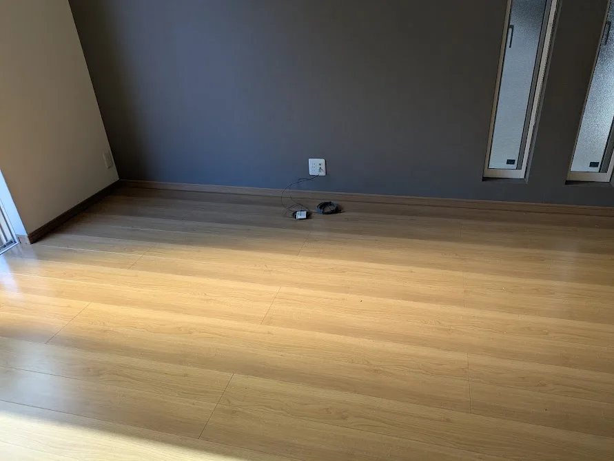 堺市東区の一戸建てで不用品回収後に片付いたリビングのアフター写真